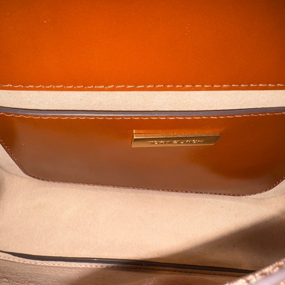 Tory Burch Tan Leather Crossbody Bag - Picture 12 of 16
